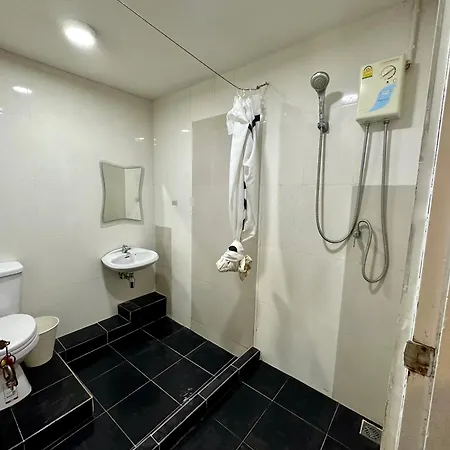 The Cute Silom Hostel Bangkok Extérieur photo