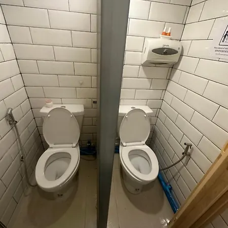 The Cute Silom Hostel Bangkok Extérieur photo