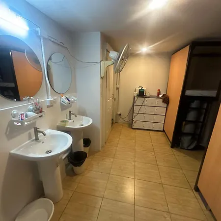 The Cute Silom Hostel Bangkok Extérieur photo