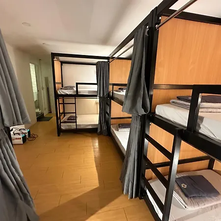 The Cute Silom Hostel Bangkok Extérieur photo